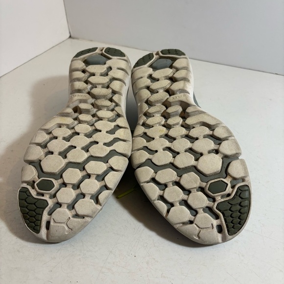 Nike flex fit sole women’s grey lace up running shoes in size 7.5 - Picture 9 of 9